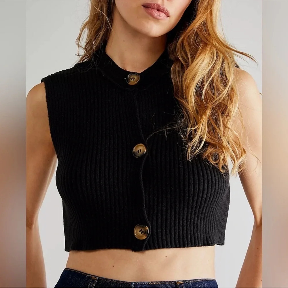Free People Naiome Micro Vest Black Ribbed Crop Cropped Sweater Sleeveless Small - Picture 7 of 7